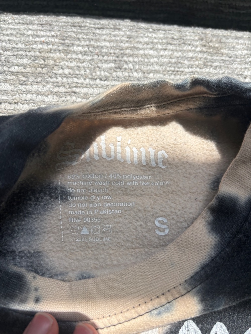 Sublime sweater! - Picture 3 of 3